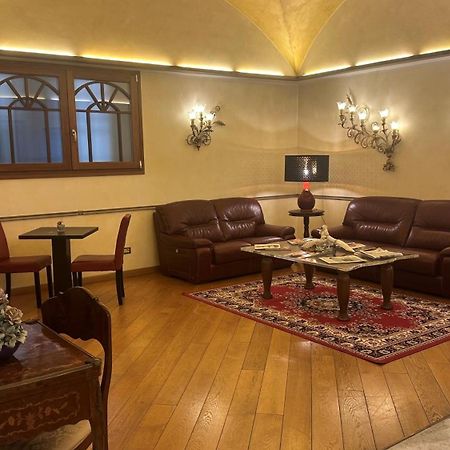 Hotel Roma Болонья Экстерьер фото