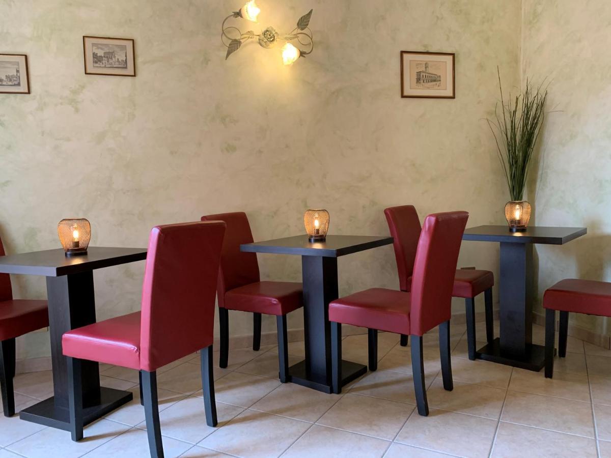 Hotel Roma Болонья Экстерьер фото