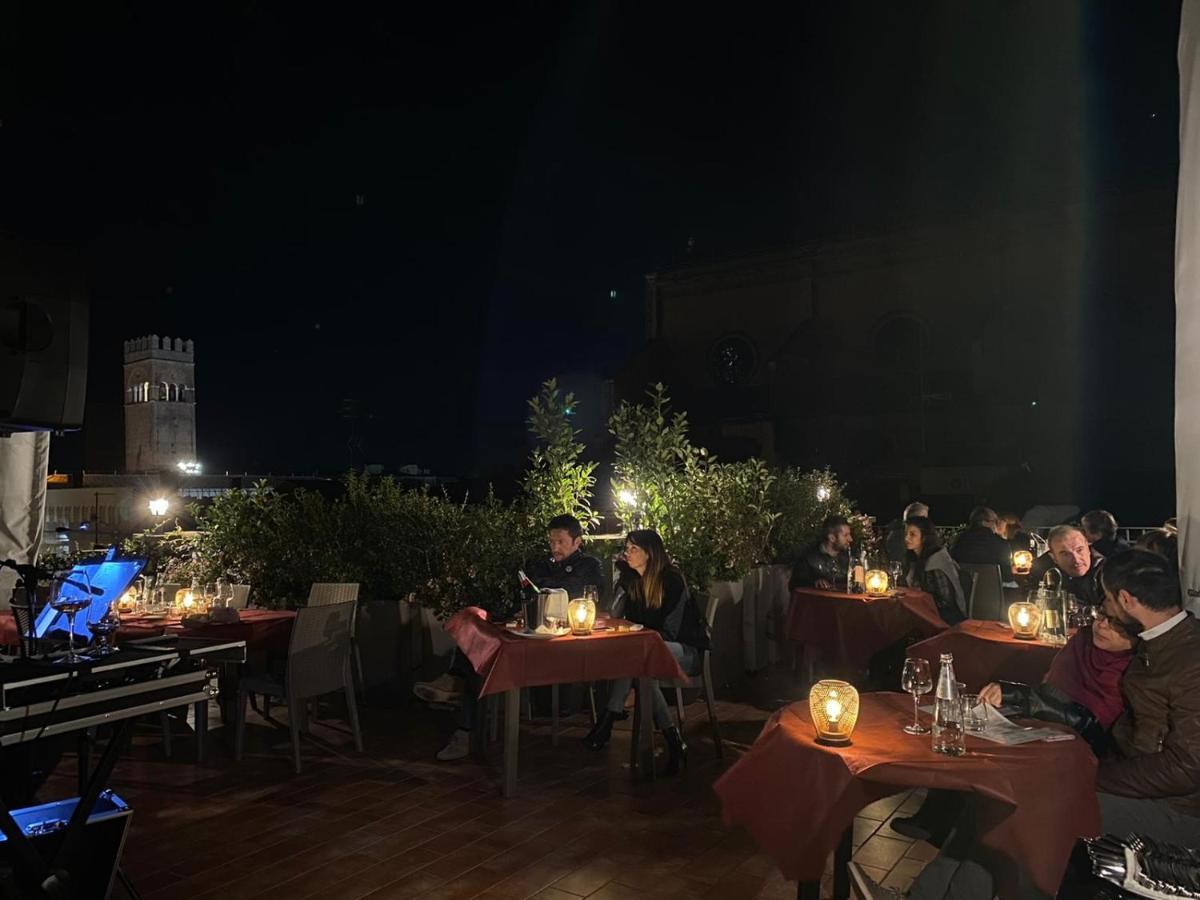 Hotel Roma Болонья Экстерьер фото