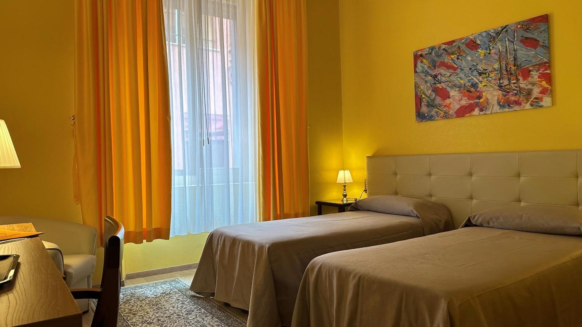 Hotel Roma Болонья Экстерьер фото