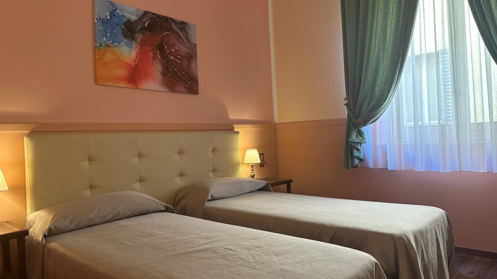 Hotel Roma Болонья Экстерьер фото